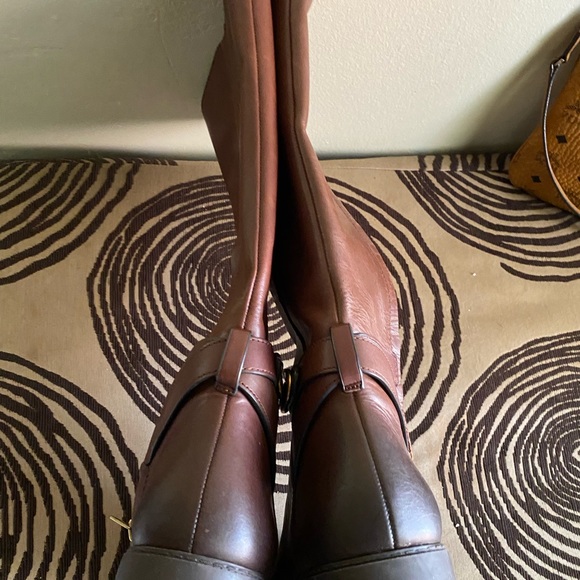 Beautiful riding coach boots only worn three times in original box - Picture 8 of 11